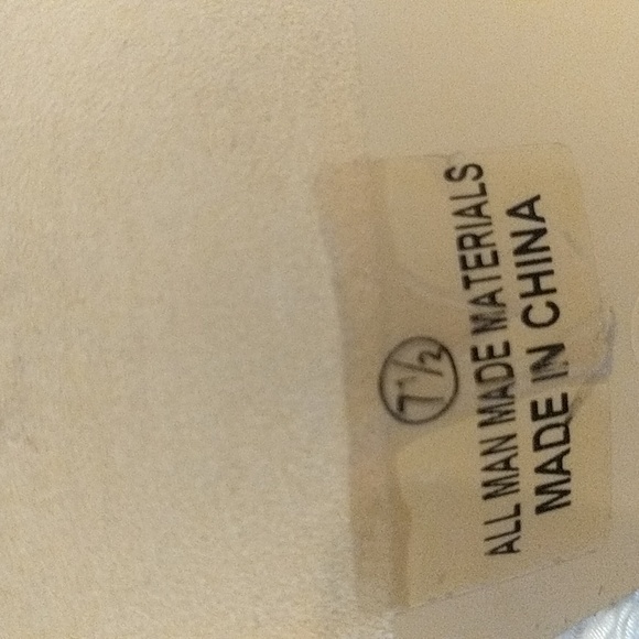 LuLus Dorothea Ivory Kodded kitten heel - Picture 6 of 8